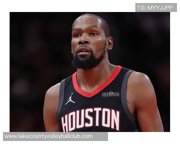 维斯布鲁克与杜兰特的巅峰对决谁能赢得最终荣耀与尊重