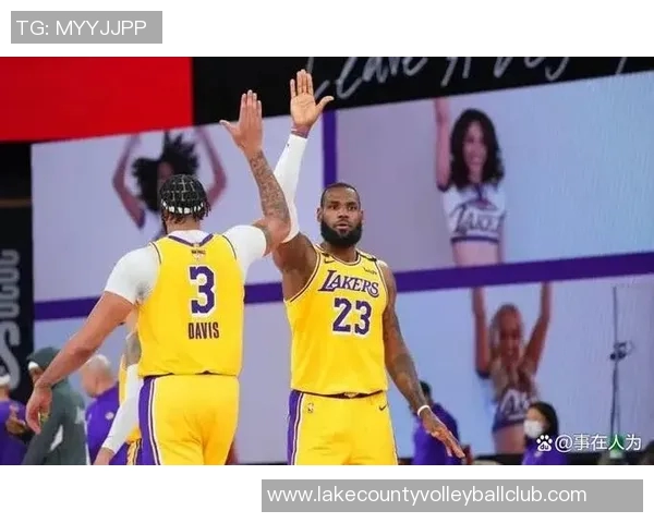 2018年NBA火箭队与黄蜂队精彩对决回顾及赛后分析