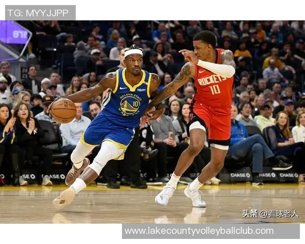 2017年NBA季后赛小牛勇士对决回顾与精彩瞬间分析