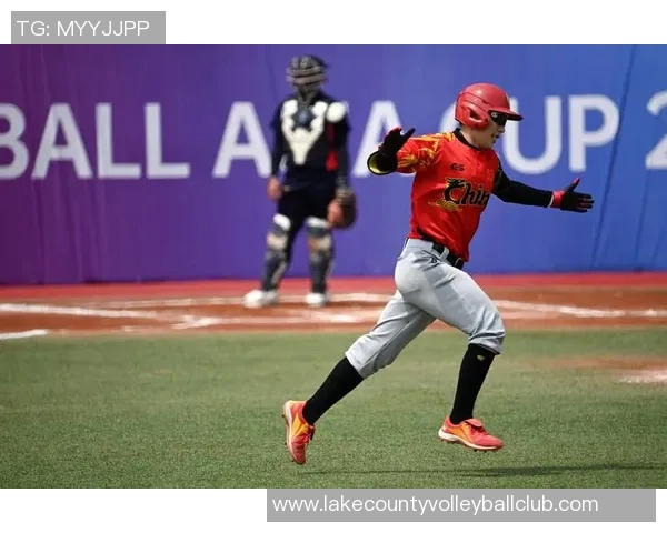 中华台北蓝队迎战日本队力争在国际赛场上再创佳绩