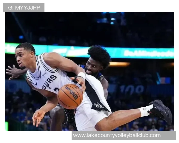 NBA精彩回放魔术队与马刺队的激烈对决全程录像回顾 NBA精彩回放魔术队与马刺队的激烈对决全程录像回顾