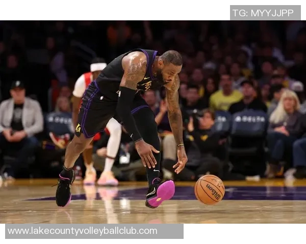 2018年猛龙与湖人对决回顾:经典时刻与球星表现的精彩碰撞 2018年猛龙与湖人对决回顾:经典时刻与球星表现的精彩碰撞